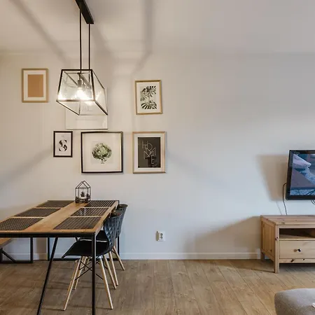 Warta River Deluxe By Bookinghost Appartement